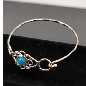 Vintage Fashion BRACELET Silver Tone faux Turquoise Center Wire flower motif